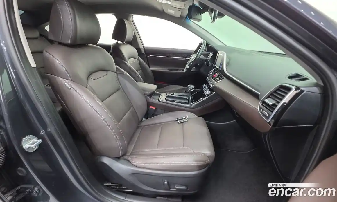 Hyundai Grandeur 2017 2.4 автомат (гидро), фото 10