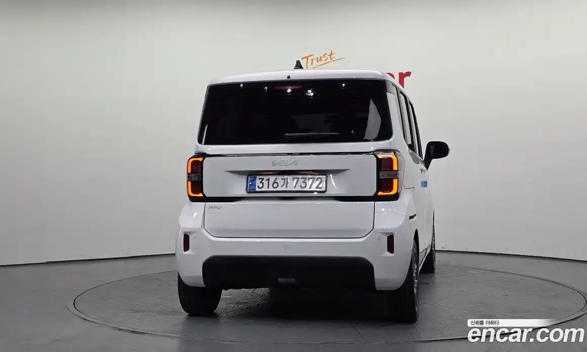 Kia Ray 2023 1.0 автомат (гидро), фото 4