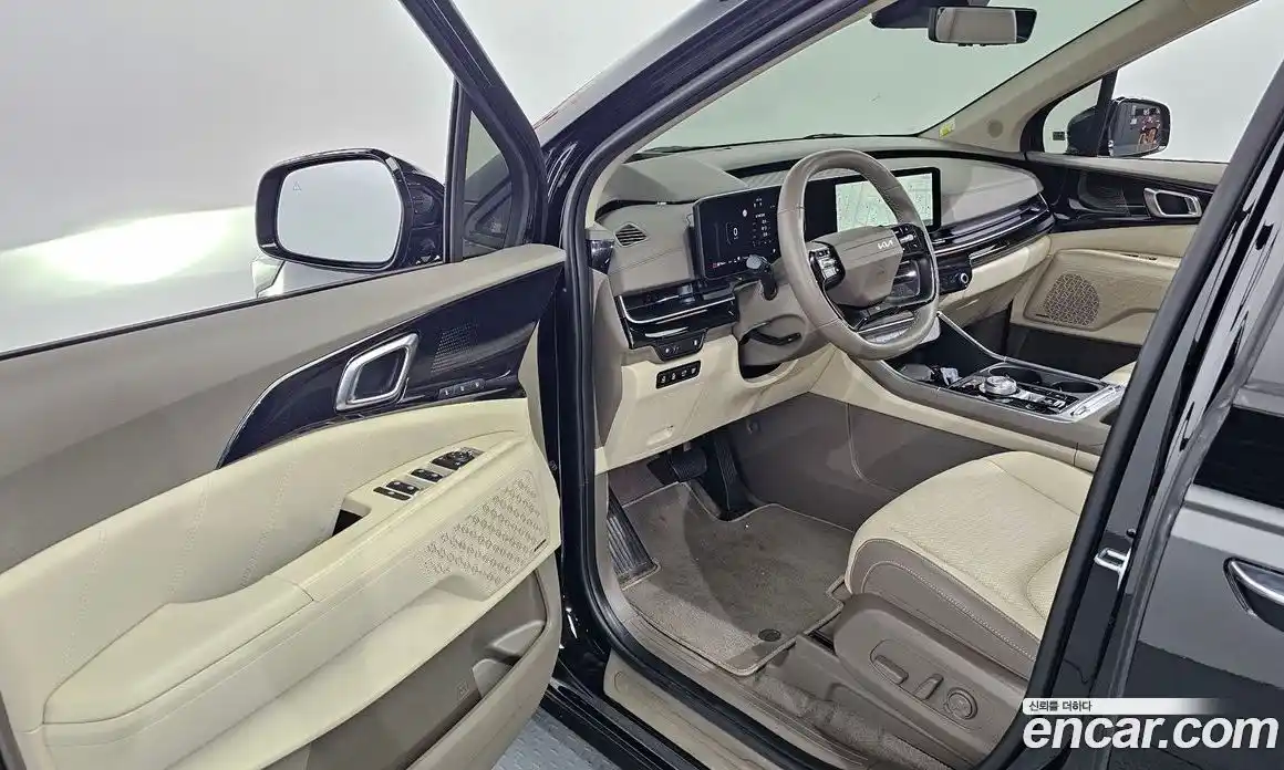 Kia Carnival 2025 1.6 автомат (гидро), фото 13