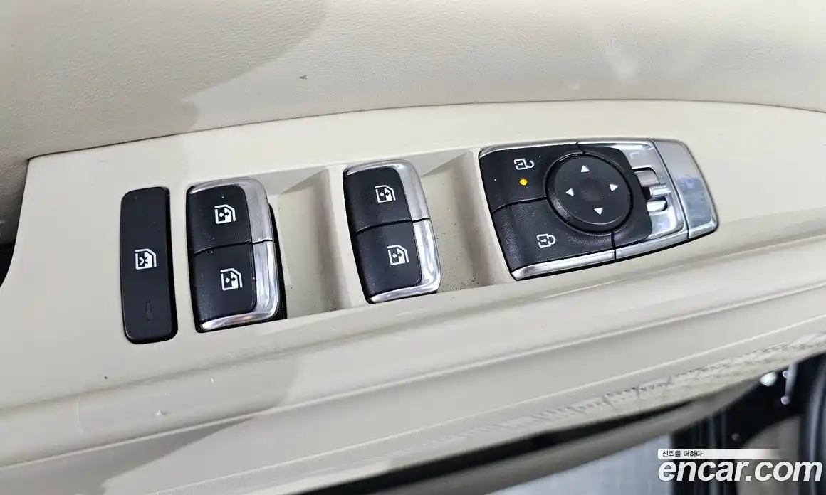 Kia Carnival 2025 1.6 автомат (гидро), фото 37