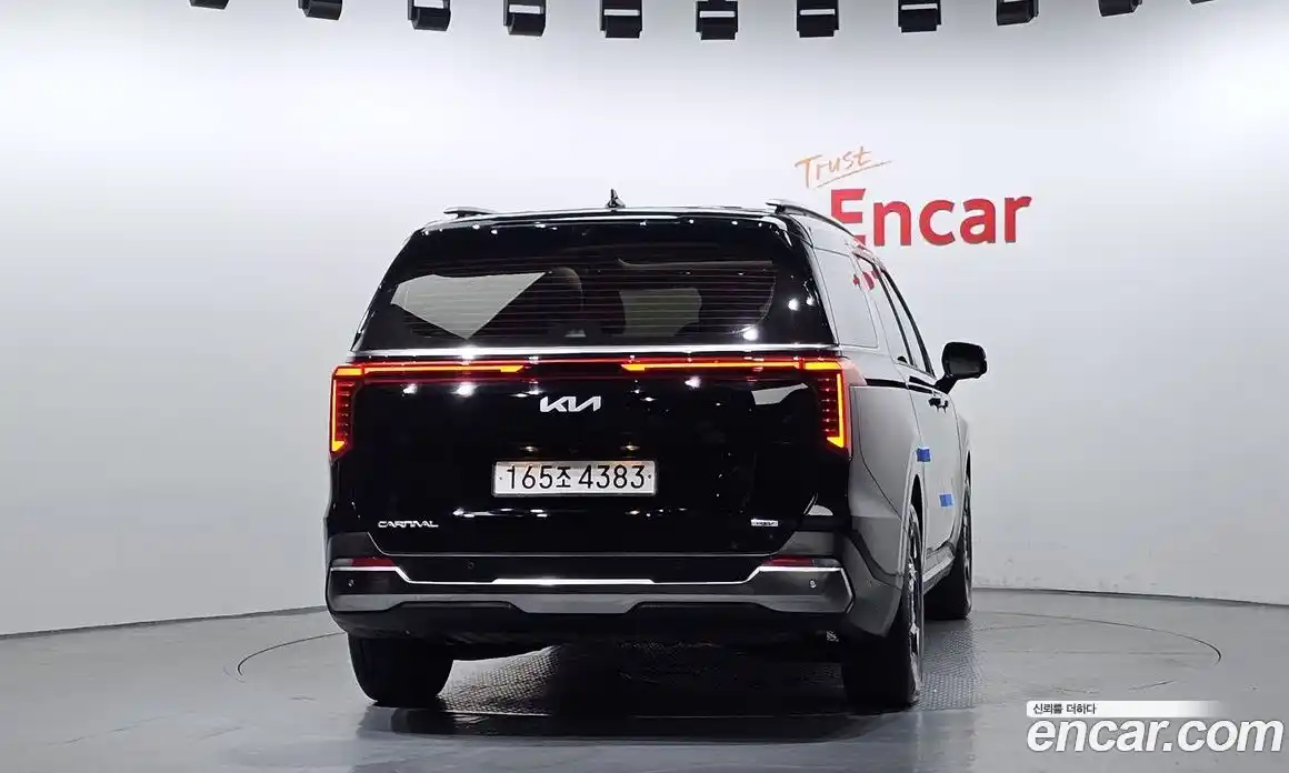 Kia Carnival 2025 1.6 автомат (гидро), фото 4