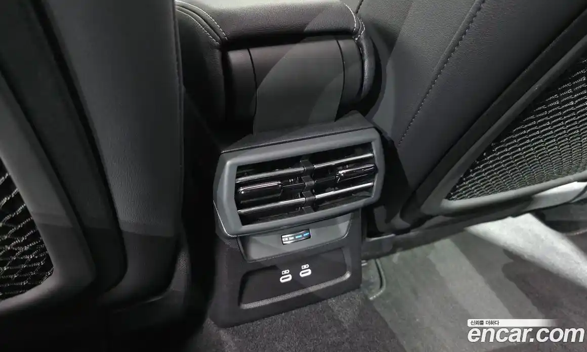 Audi A3 2025 2.0 автомат (гидро), фото 22