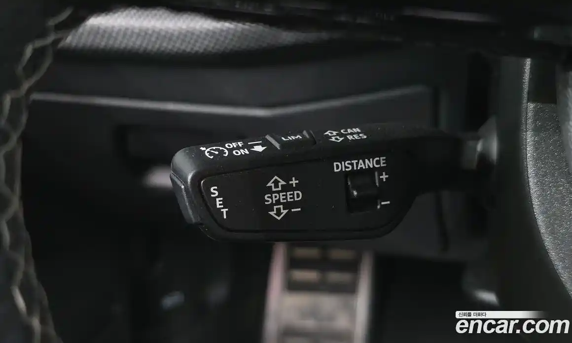 Audi A3 2025 2.0 автомат (гидро), фото 23