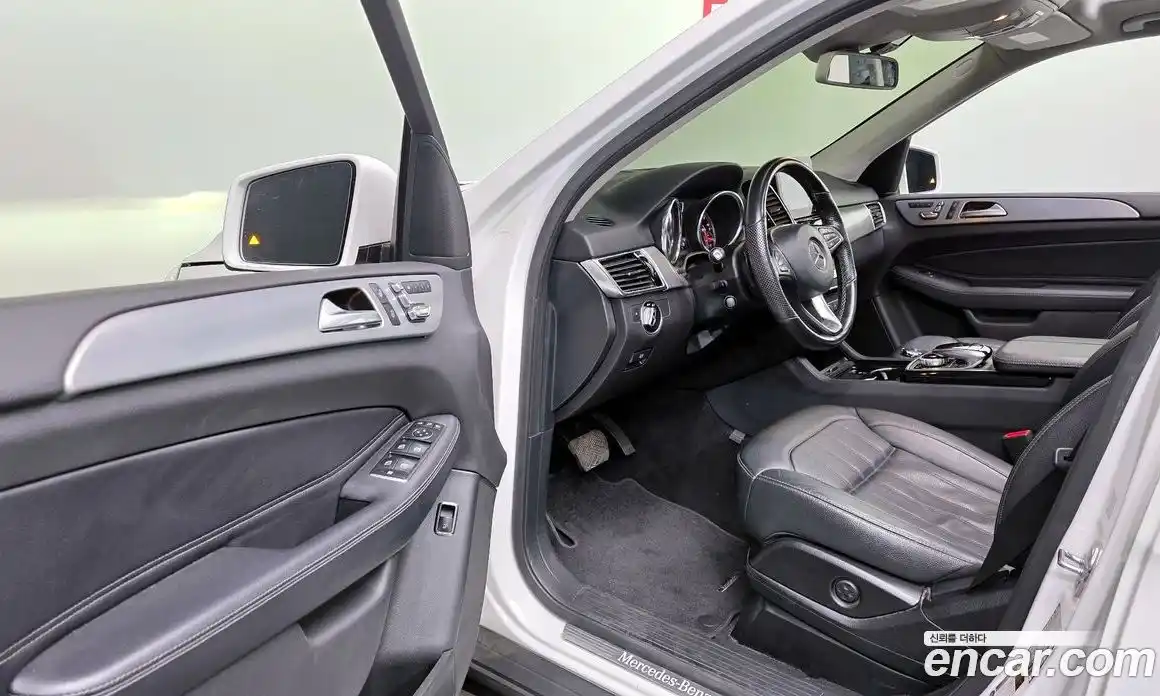 Mercedes-Benz GLE-Class 2018 3.0 гидро, фото 13 Mercedes-Benz GLE-Class 2018 3.0 гидро, фото 13