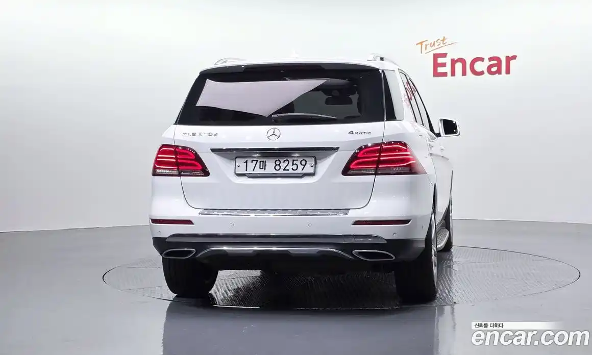 Mercedes-Benz GLE-Class 2018 3.0 гидро, фото 4 Mercedes-Benz GLE-Class 2018 3.0 гидро, фото 4