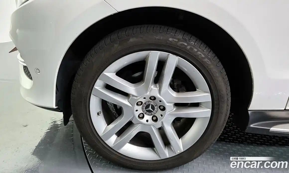 Mercedes-Benz GLE-Class 2018 3.0 гидро, фото 5 Mercedes-Benz GLE-Class 2018 3.0 гидро, фото 5