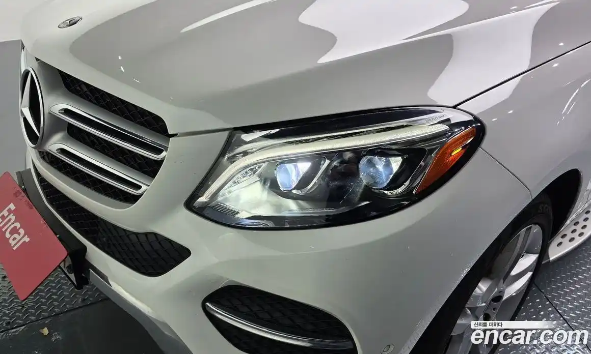 Mercedes-Benz GLE-Class 2018 3.0 гидро, фото 8 Mercedes-Benz GLE-Class 2018 3.0 гидро, фото 8