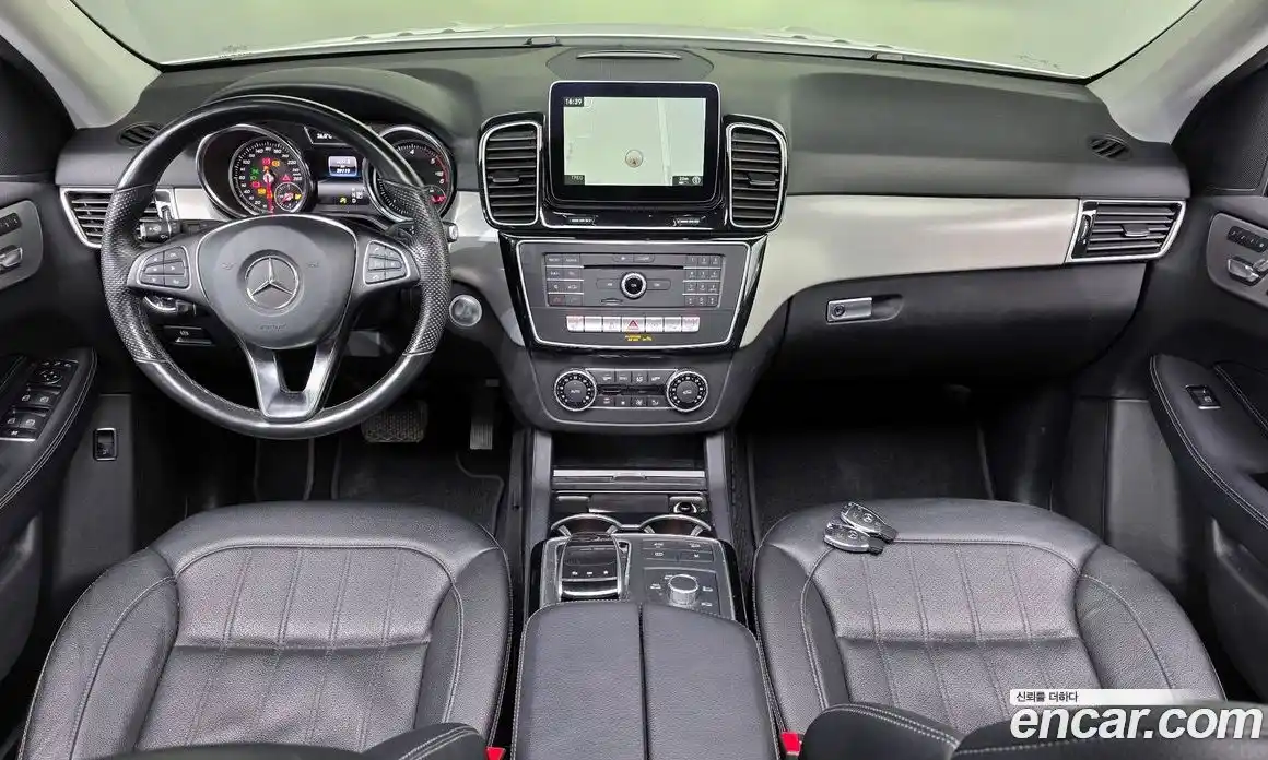 Mercedes-Benz GLE-Class 2018 3.0 гидро, фото 10 Mercedes-Benz GLE-Class 2018 3.0 гидро, фото 10