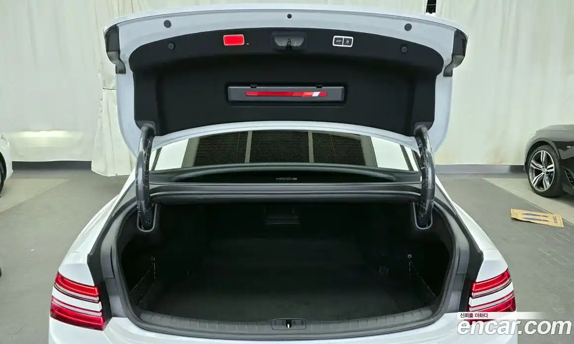 Genesis G80 2024 2.5 автомат (гидро), фото 20