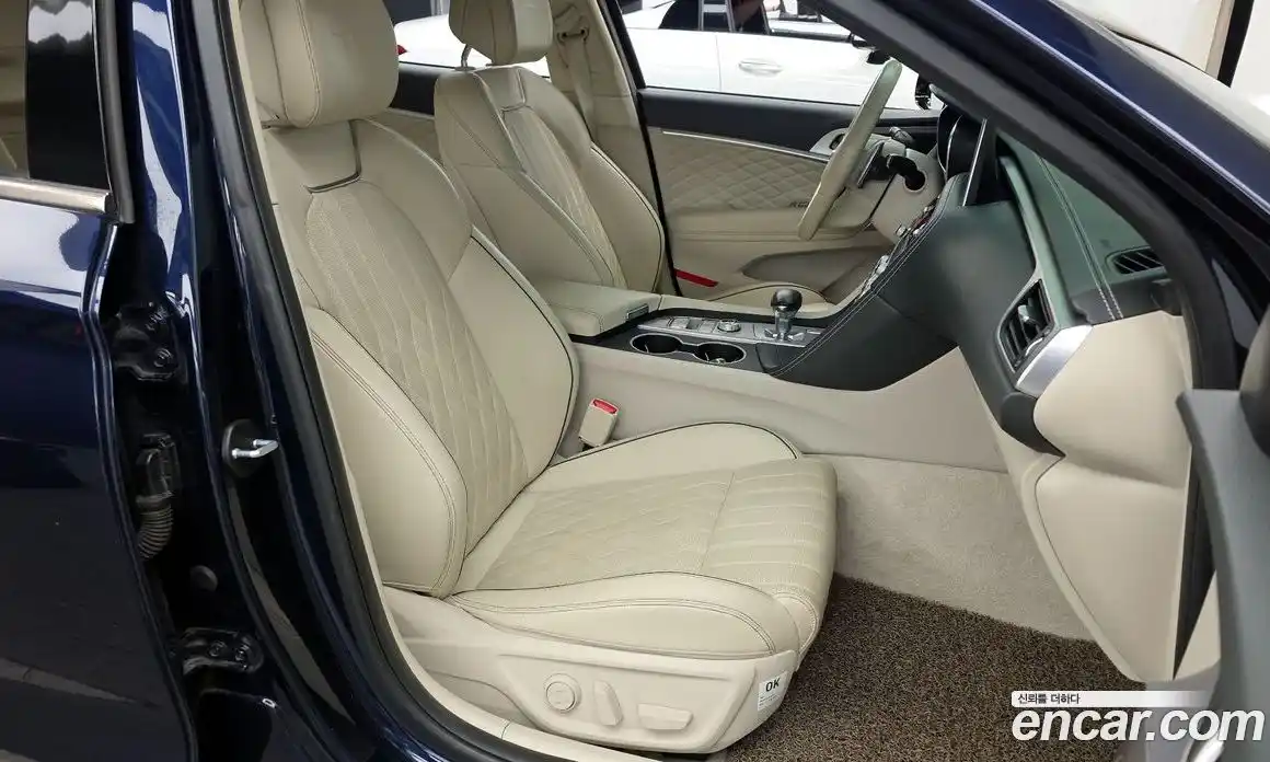 Genesis G70 2019 2.0 автомат (гидро), фото 17