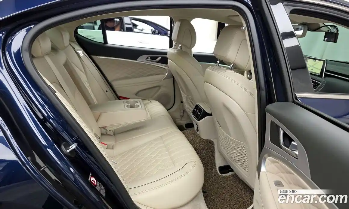 Genesis G70 2019 2.0 автомат (гидро), фото 18