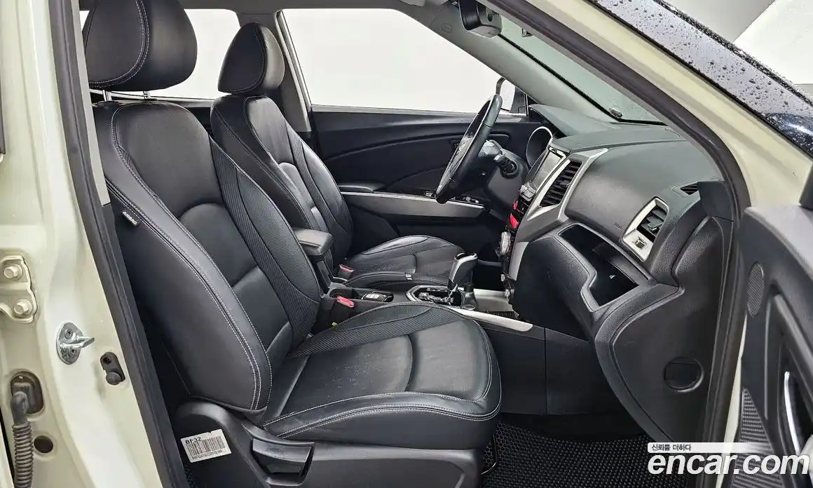SsangYong TIBOLI 2015 1.6 автомат (гидро), фото 17