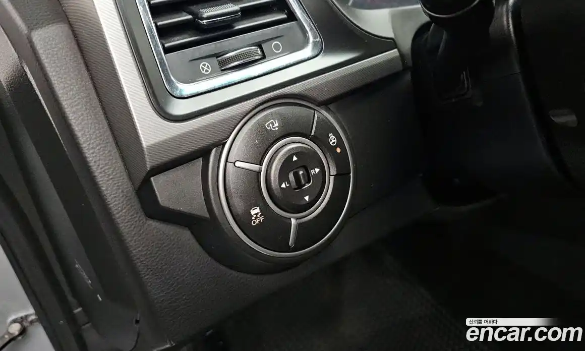 SsangYong Korando 2016 2.0 автомат (гидро), фото 18