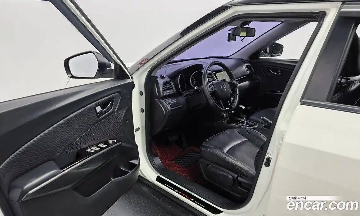 SsangYong TIBOLI 2016 1.6 автомат (гидро), фото 10