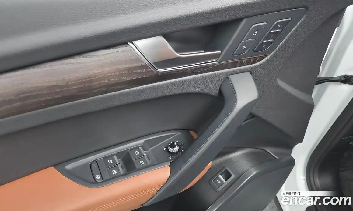 Audi Q5 2023 2.0 автомат (гидро), фото 14