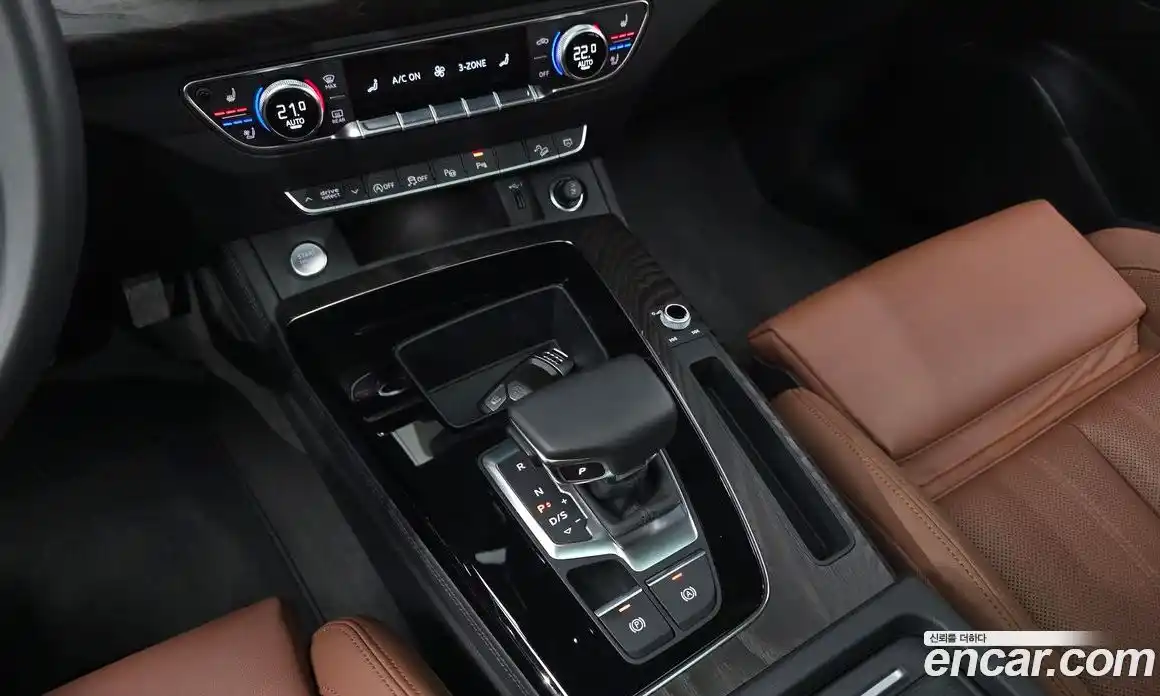 Audi Q5 2023 2.0 автомат (гидро), фото 9
