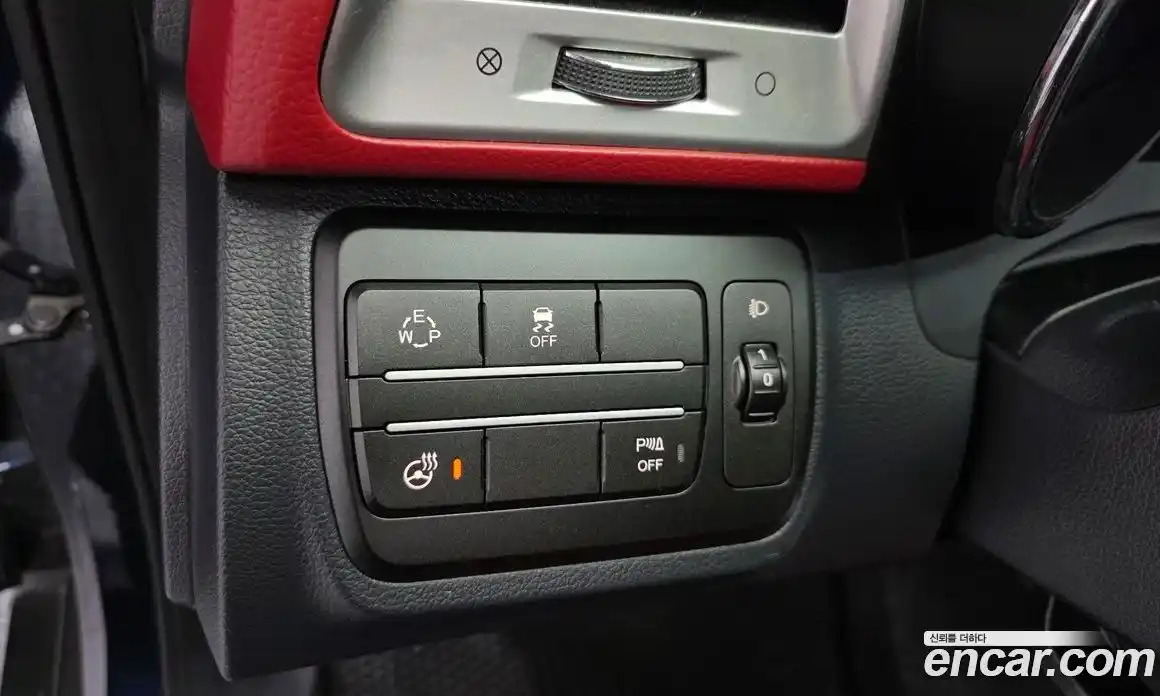 SsangYong TIBOLI 2015 1.6 автомат (гидро), фото 17