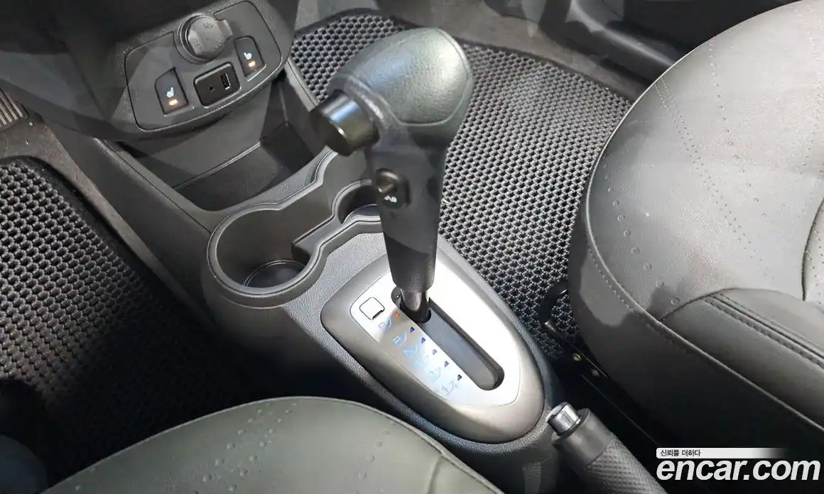 Chevrolet Spark 2013 1.0 автомат (гидро), фото 12