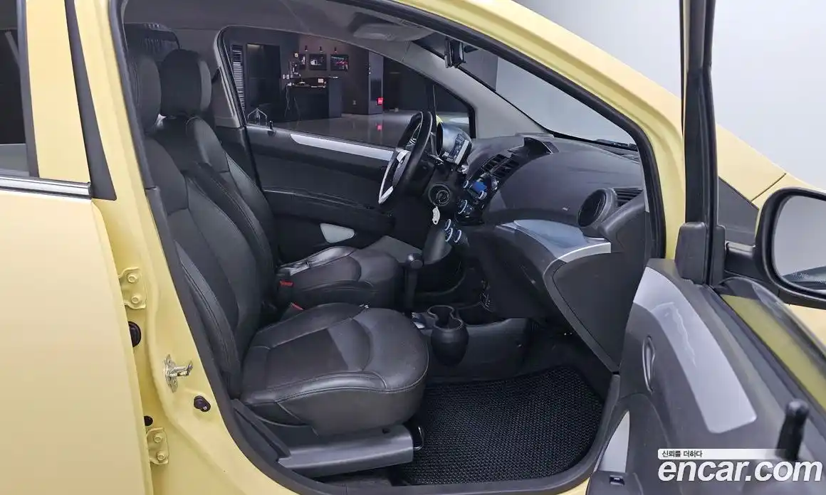 Chevrolet Spark 2013 1.0 автомат (гидро), фото 18