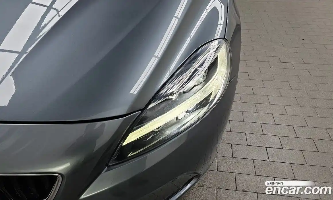 Volvo V40 2018 2.0 автомат (гидро), фото 8