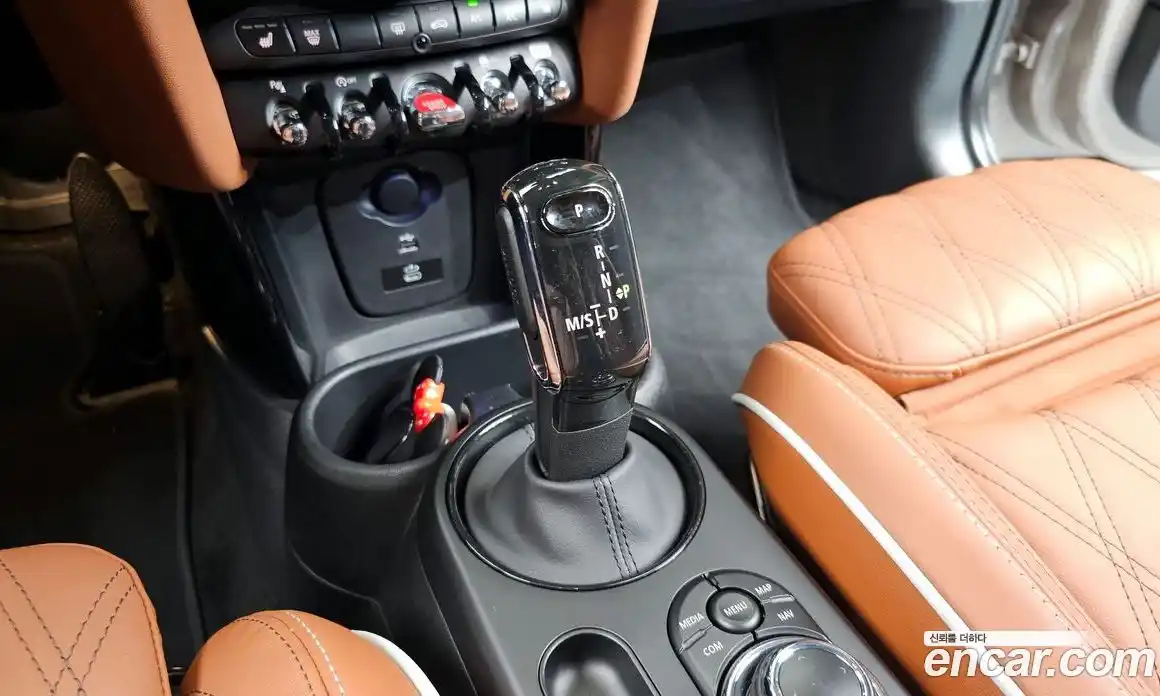 Mini Cooper 2024 2.0 автомат (гидро), фото 12