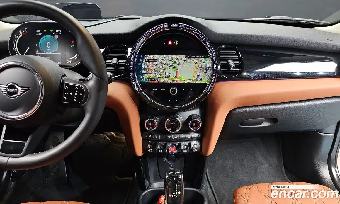 Mini Cooper 2024 2.0 автомат (гидро), фото 19