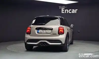 Mini Cooper 2024 2.0 автомат (гидро), миниатюра 4