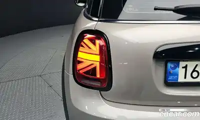 Mini Cooper 2024 2.0 автомат (гидро), миниатюра 9