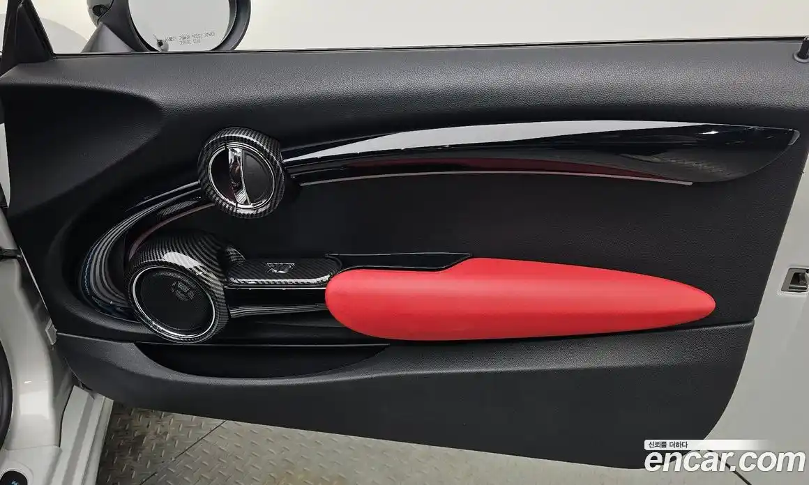 Mini Cooper Convertible 2019 2.0 автомат (гидро), фото 14