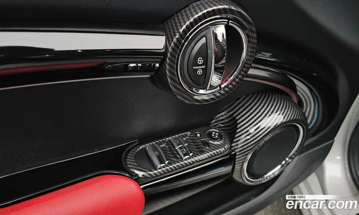 Mini Cooper Convertible 2019 2.0 автомат (гидро), фото 21