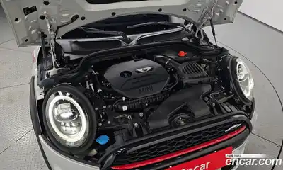 Mini Cooper Convertible 2019 2.0 автомат (гидро), миниатюра 5