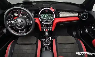 Mini Cooper Convertible 2019 2.0 автомат (гидро), миниатюра 9