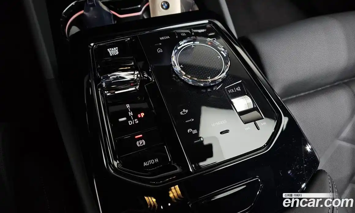 BMW 5 серия 2025 2.0 автомат (гидро), фото 11