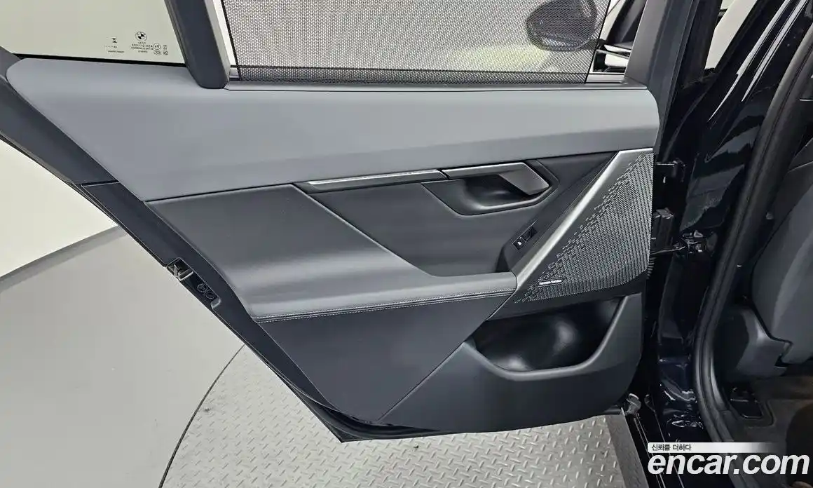BMW 5 серия 2025 2.0 автомат (гидро), фото 14