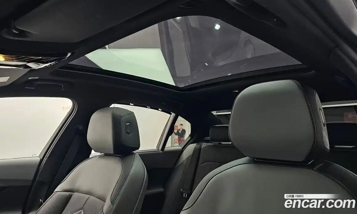 BMW 5 серия 2025 2.0 автомат (гидро), фото 21