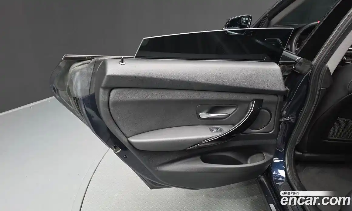BMW 3 серия 2020 2.0 автомат (гидро), фото 14
