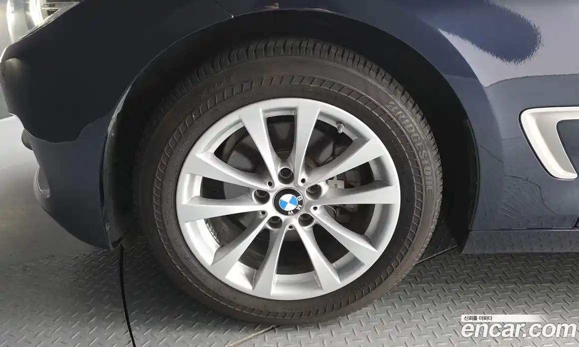 BMW 3 серия 2020 2.0 автомат (гидро), фото 4