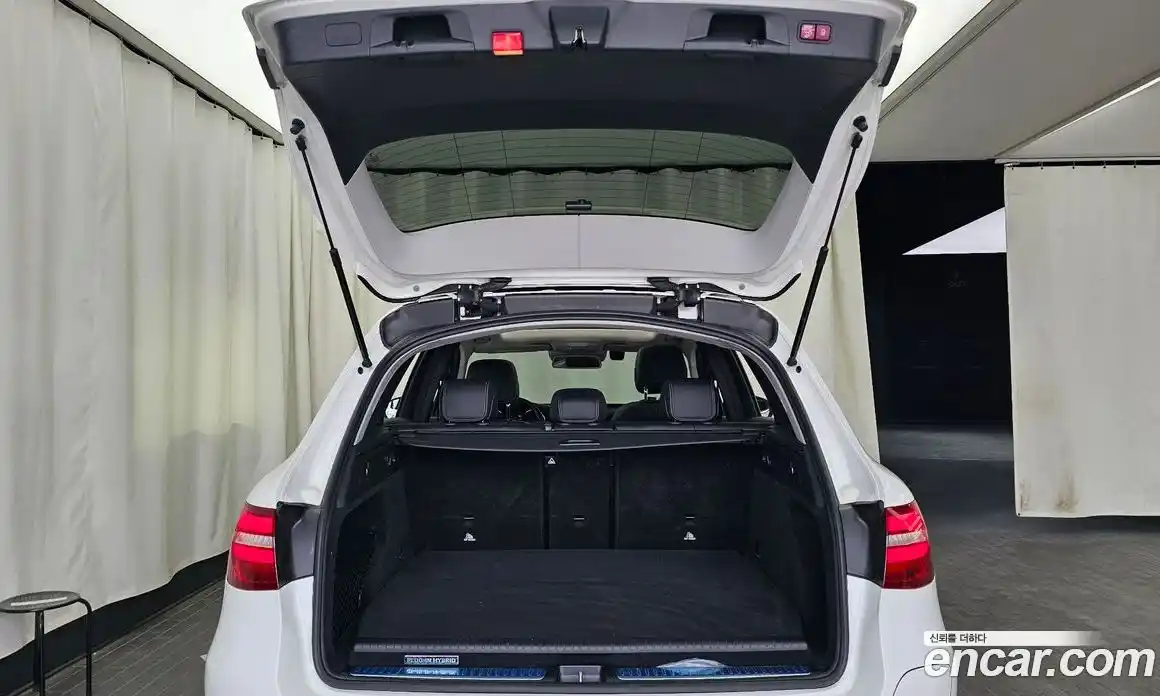 Mercedes-Benz GLC-Class 2018 2.0 гидро, фото 26