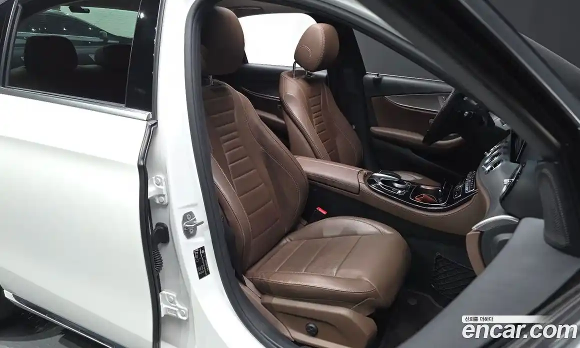 Mercedes-Benz E-Class 2016 2.0 автомат (гидро), фото 15