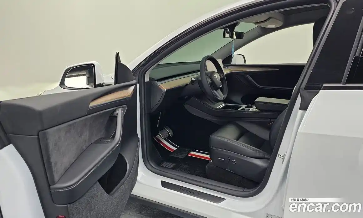 Tesla Model Y 2023 0.2 гидро, фото 12