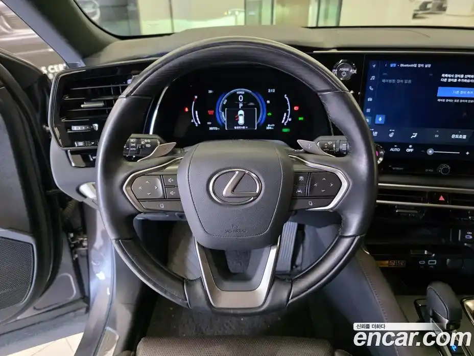 Lexus RX 2024 2.5 вариатор, фото 13
