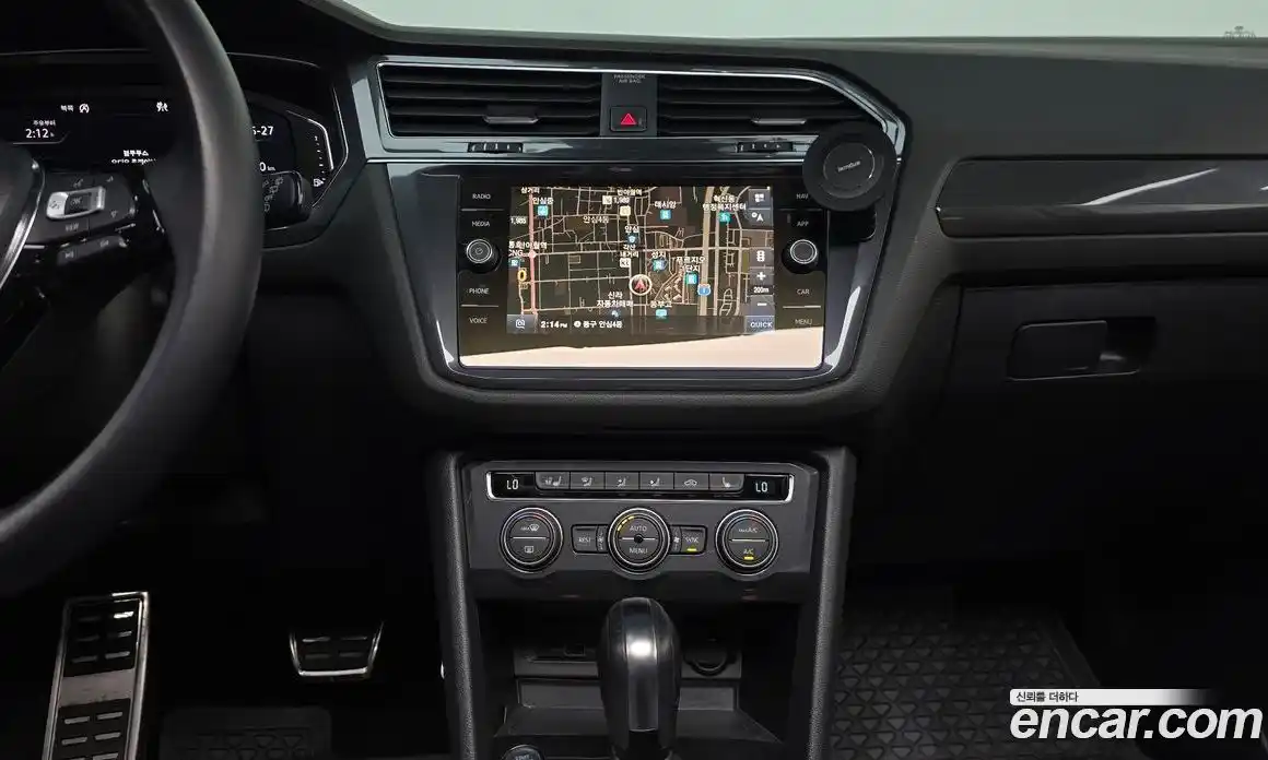 Volkswagen Tiguan 2020 2.0 автомат (гидро), фото 13