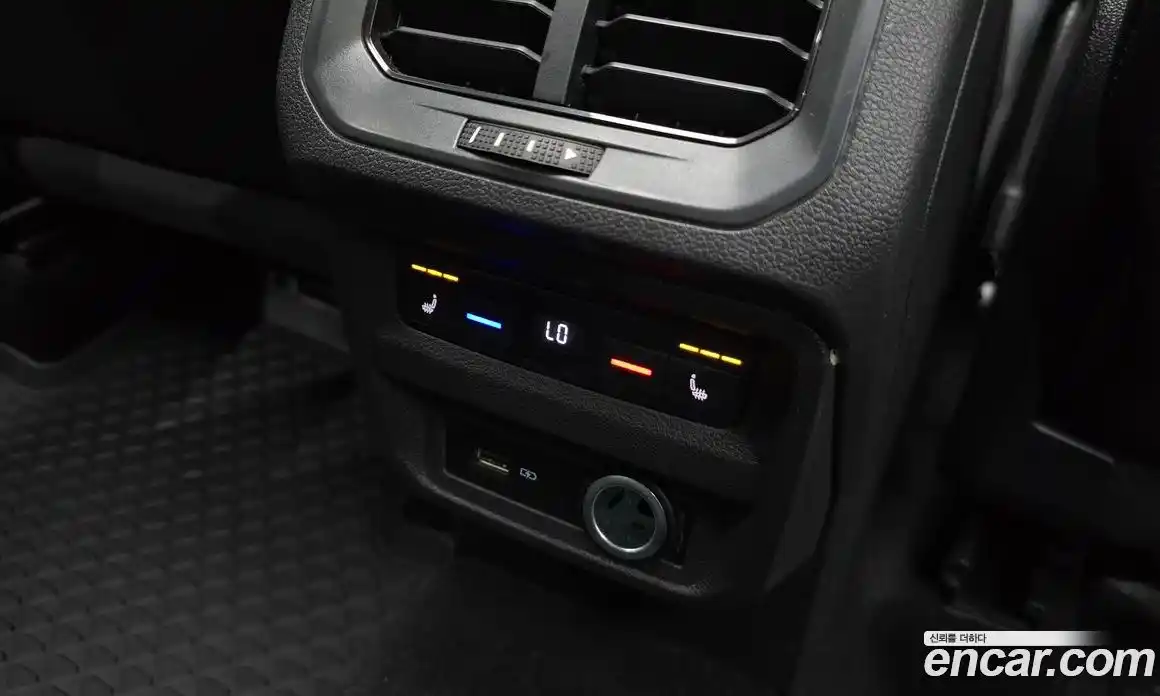 Volkswagen Tiguan 2020 2.0 автомат (гидро), фото 17
