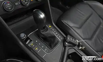 Volkswagen Tiguan 2020 2.0 автомат (гидро), миниатюра 9