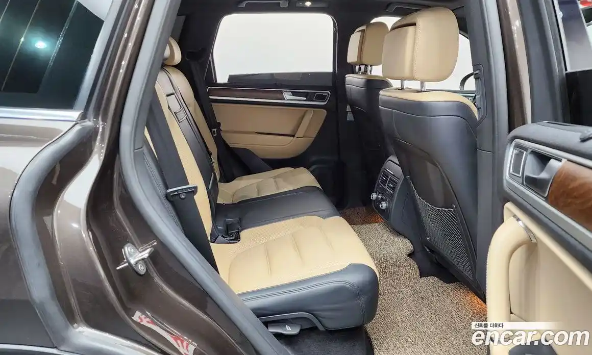 Volkswagen Touareg 2016 3.0 автомат (гидро), фото 11