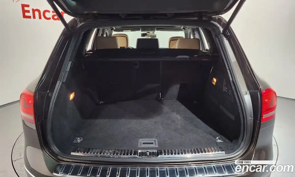 Volkswagen Touareg 2016 3.0 автомат (гидро), фото 17