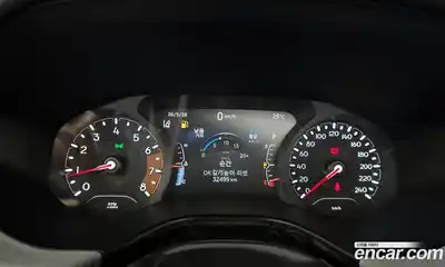 Jeep Compass 2022 2.4 автомат (гидро), миниатюра 11