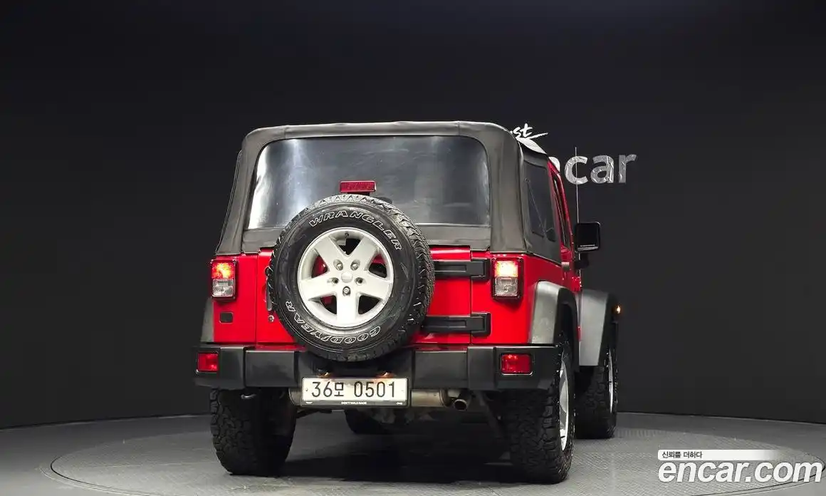 Jeep Wrangler 2016 3.6 автомат (гидро), фото 4