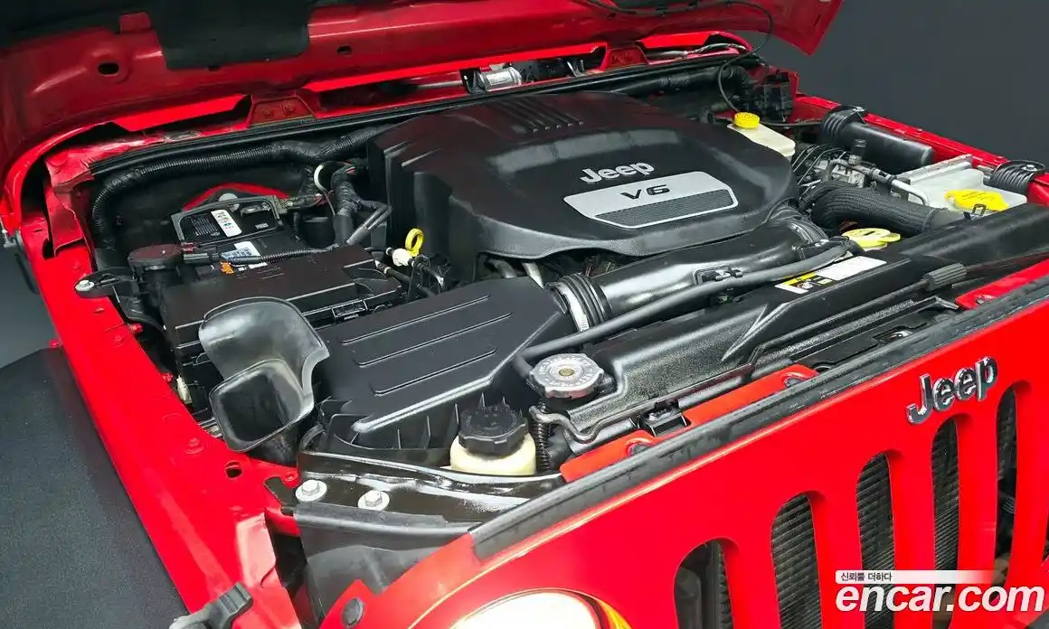 Jeep Wrangler 2016 3.6 автомат (гидро), фото 6