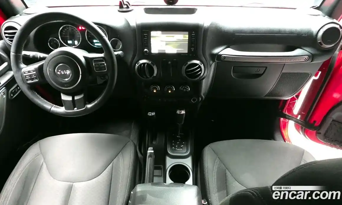 Jeep Wrangler 2016 3.6 автомат (гидро), фото 7
